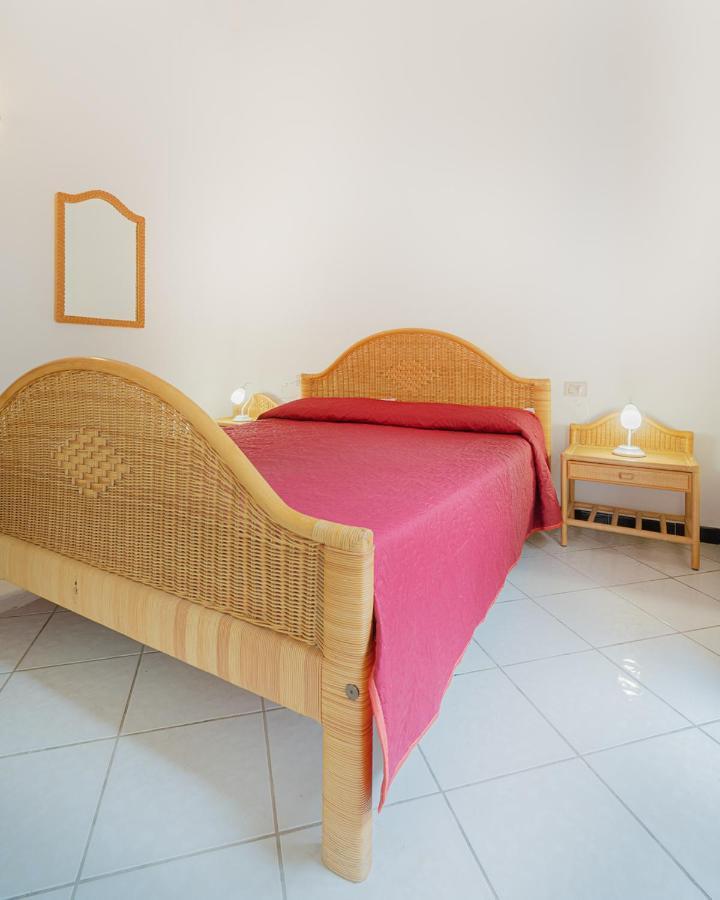 Ambra Holiday Rooms San Teodoro  Exterior foto
